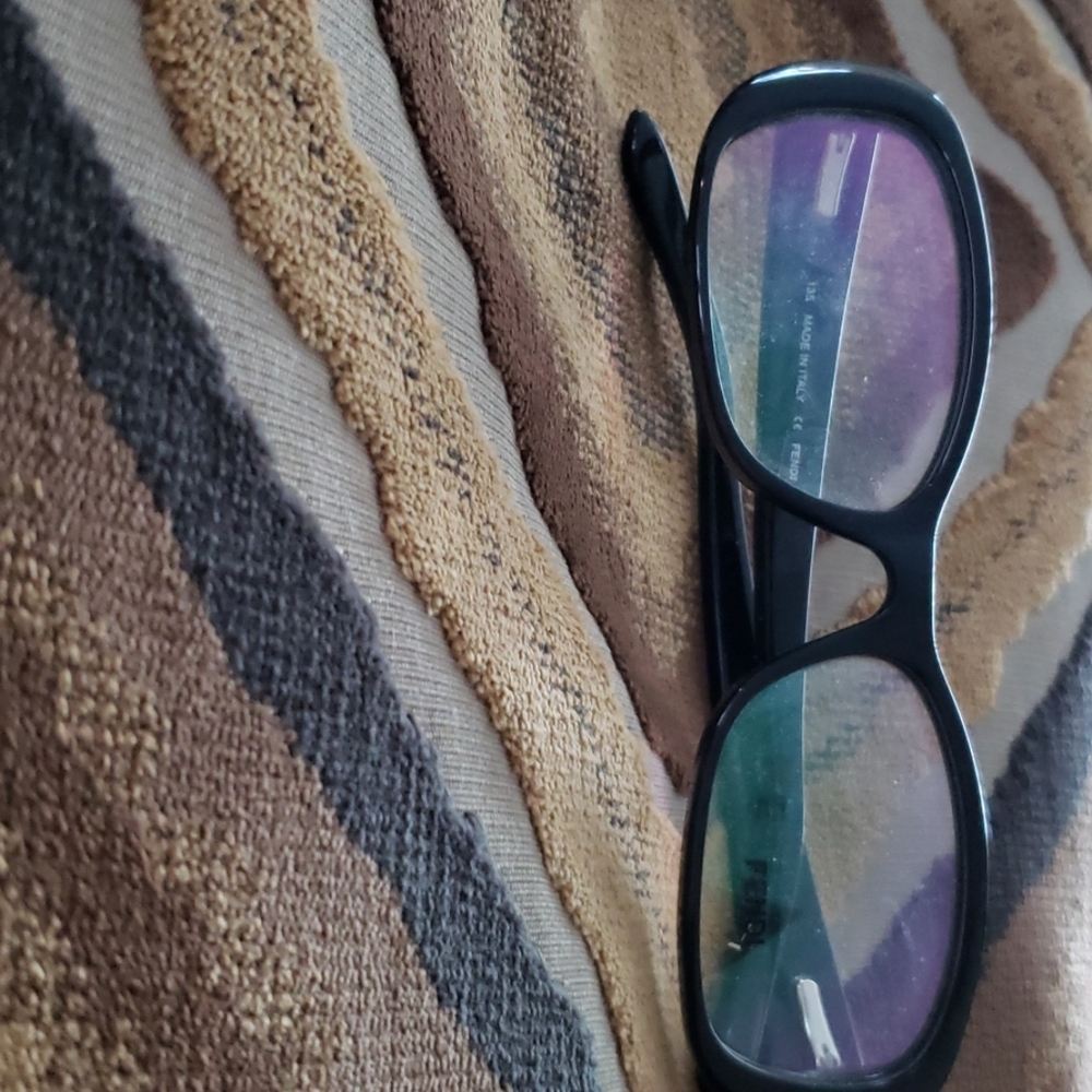 FENDI BLACK FRAMES